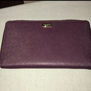 Kate spade large travel wallet